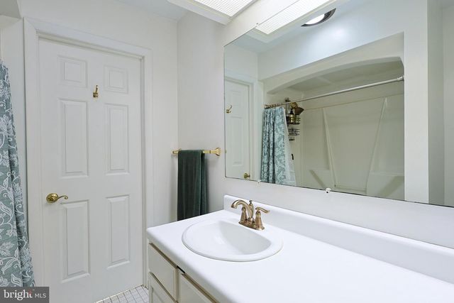 250 WHIPPOORWILL DR, Romney, WV 26757