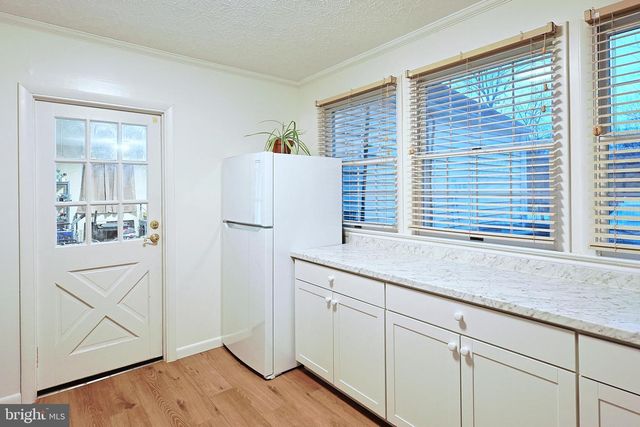 250 WHIPPOORWILL DR, Romney, WV 26757