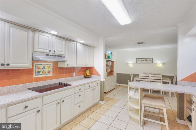 250 WHIPPOORWILL DR, Romney, WV 26757