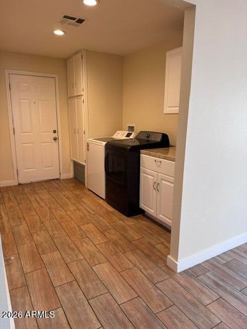 25424 S Wyoming Avenue, Sun Lakes, AZ 85248