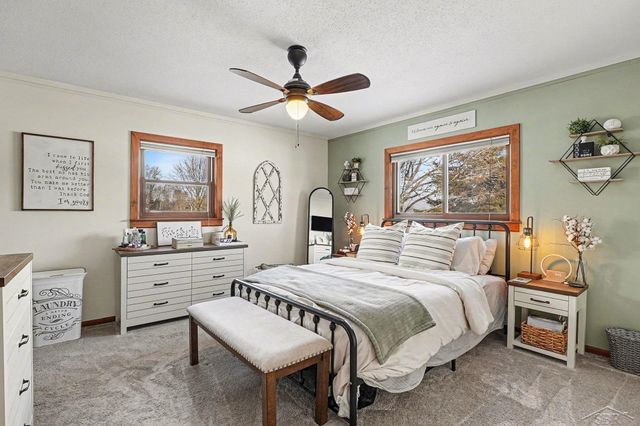 611 E Dawn Drive, Freeland, MI 48623