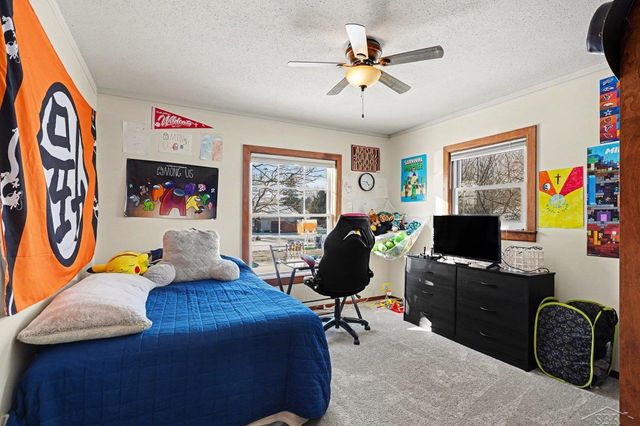 611 E Dawn Drive, Freeland, MI 48623