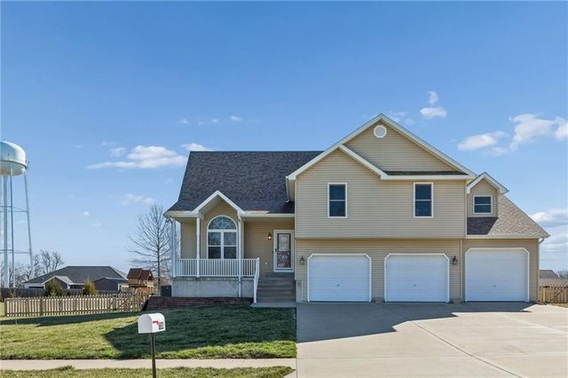 7385 SW Karen Road, Trimble, MO 64492