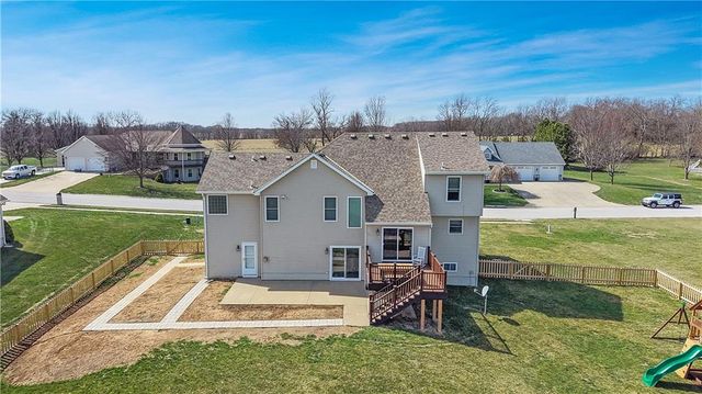 7385 SW Karen Road, Trimble, MO 64492