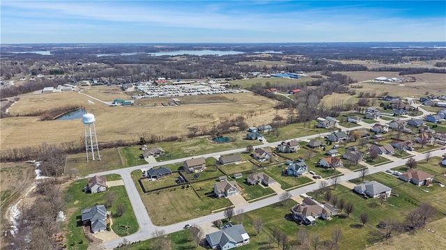 7385 SW Karen Road, Trimble, MO 64492