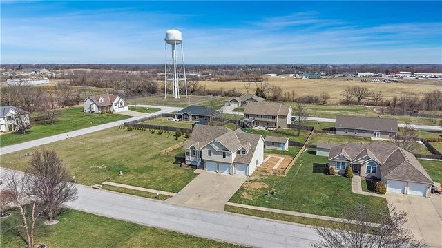 7385 SW Karen Road, Trimble, MO 64492