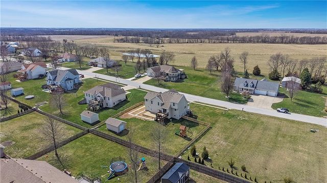 7385 SW Karen Road, Trimble, MO 64492