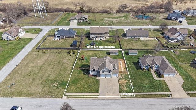 7385 SW Karen Road, Trimble, MO 64492