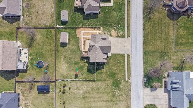 7385 SW Karen Road, Trimble, MO 64492