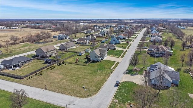 7385 SW Karen Road, Trimble, MO 64492