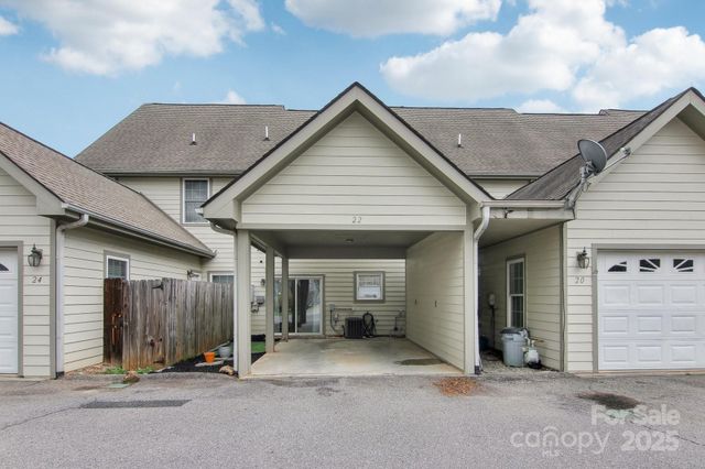 22 Rotunda Circle, Asheville, NC 28806