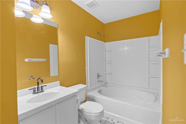 209 San Ignacio Avenue, San Juan, TX 78589