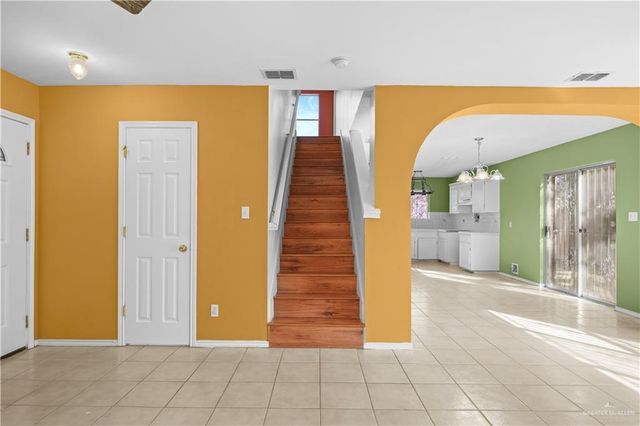 209 San Ignacio Avenue, San Juan, TX 78589