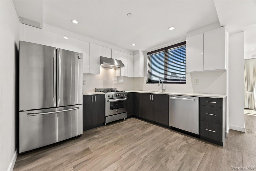 97-45 63rd Drive 7C, Rego Park, NY 11374 — photo 4
