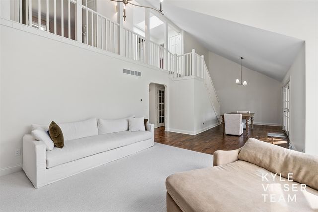 6714 Turnberry Drive, Grand Rapids, MI 49546