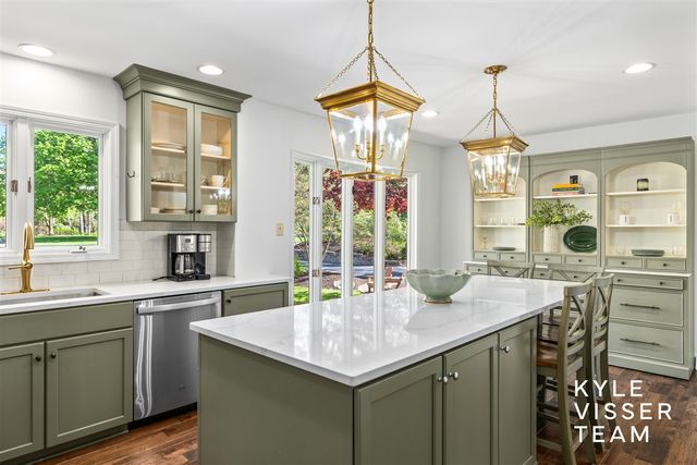 6714 Turnberry Drive, Grand Rapids, MI 49546