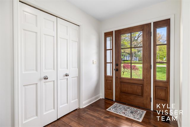 6714 Turnberry Drive, Grand Rapids, MI 49546
