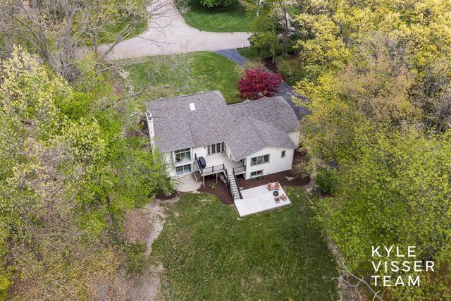 6714 Turnberry Drive, Grand Rapids, MI 49546