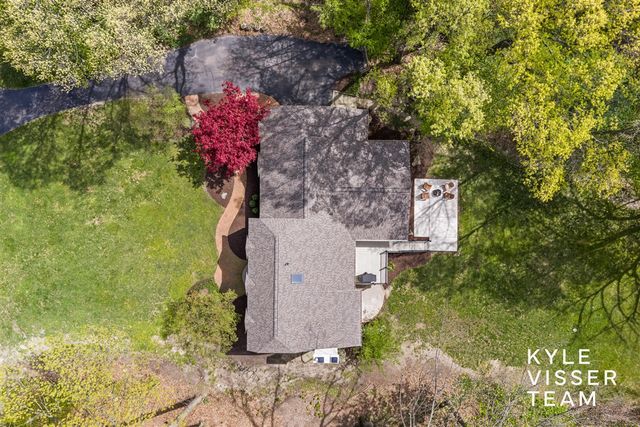 6714 Turnberry Drive, Grand Rapids, MI 49546