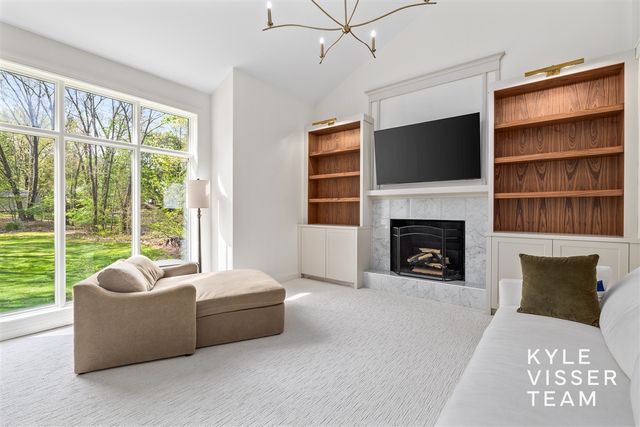 6714 Turnberry Drive, Grand Rapids, MI 49546