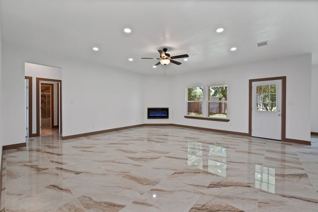 206 Hix Road, Cleburne, TX 76031