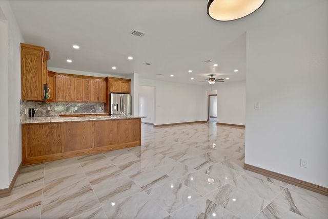 206 Hix Road, Cleburne, TX 76031