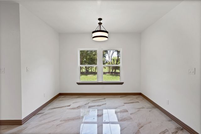 206 Hix Road, Cleburne, TX 76031