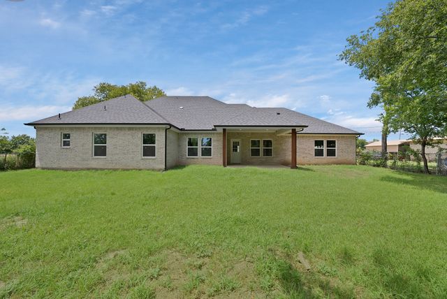 206 Hix Road, Cleburne, TX 76031