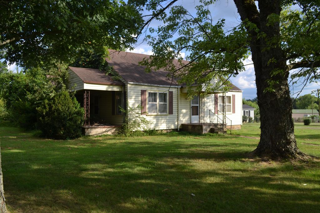 1344 Us 127 Bypass, Pikeville, TN 37367