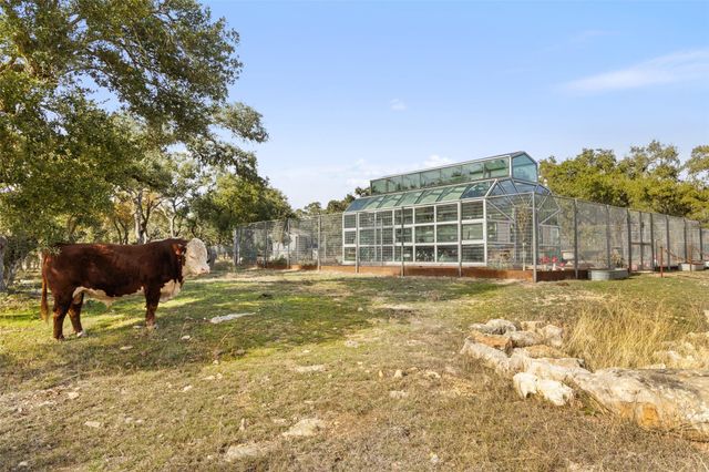 751 Prochnow RD, Dripping Springs, TX 78620