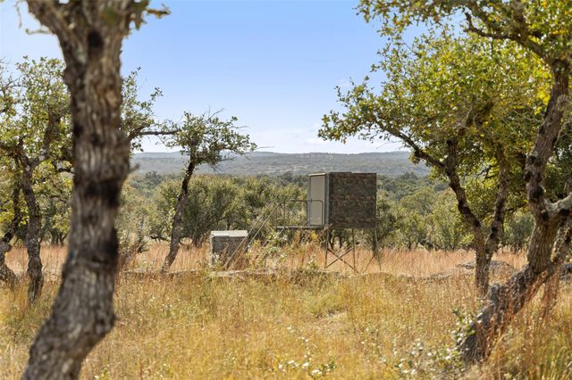 751 Prochnow RD, Dripping Springs, TX 78620