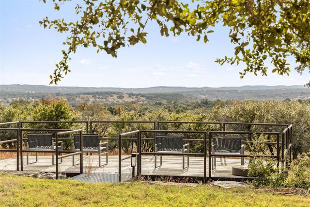 751 Prochnow RD, Dripping Springs, TX 78620