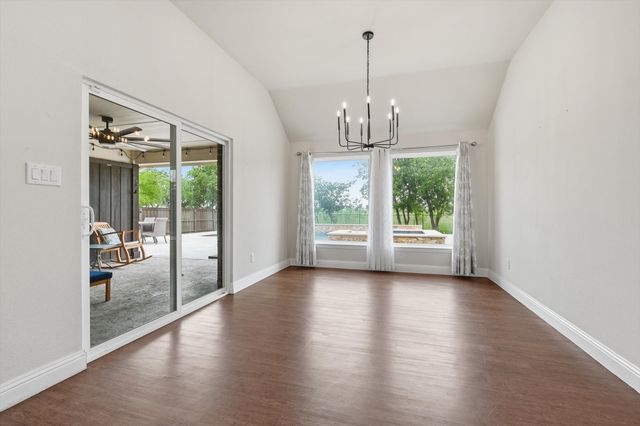 5013 Diamond Drive, Sanger, TX 76266