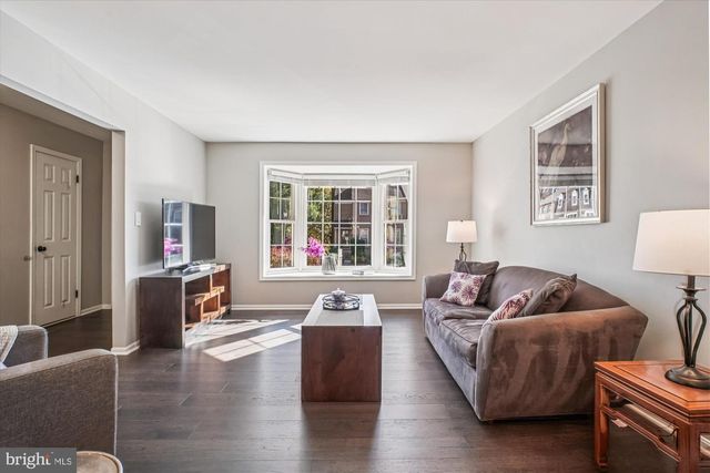 10212 PROVINCETOWN CT, Fairfax, VA 22032