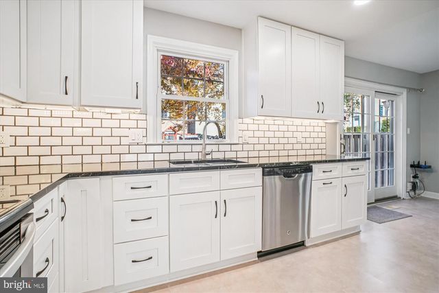 10212 PROVINCETOWN CT, Fairfax, VA 22032