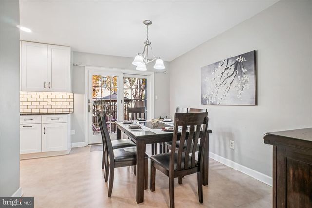 10212 PROVINCETOWN CT, Fairfax, VA 22032