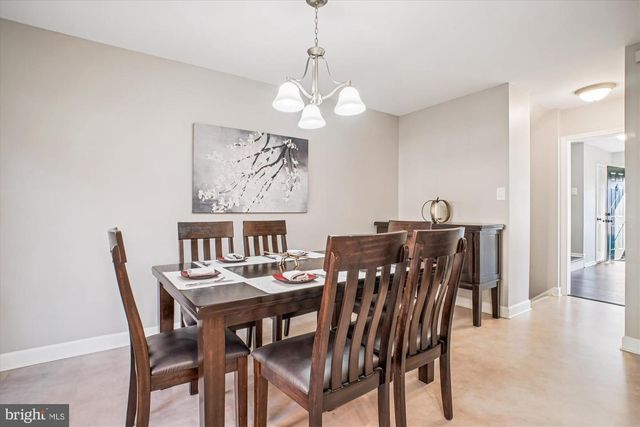 10212 PROVINCETOWN CT, Fairfax, VA 22032