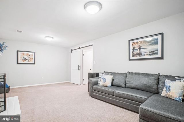 10212 PROVINCETOWN CT, Fairfax, VA 22032