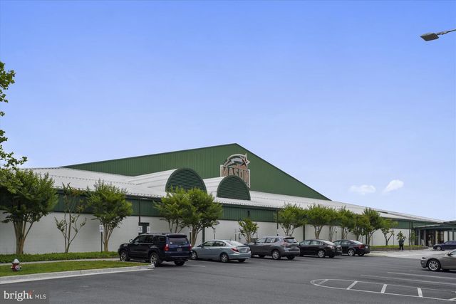 10212 PROVINCETOWN CT, Fairfax, VA 22032