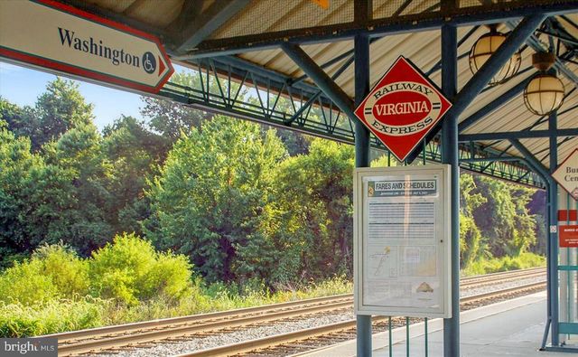 10212 PROVINCETOWN CT, Fairfax, VA 22032