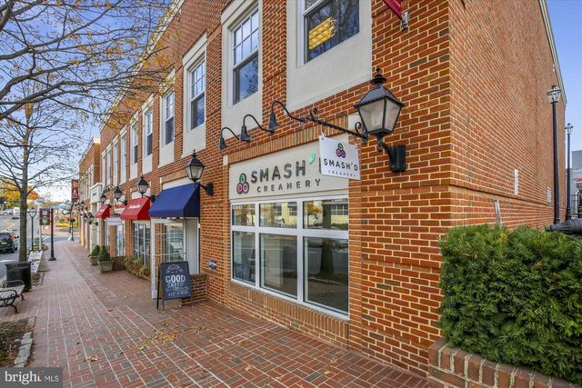 10212 PROVINCETOWN CT, Fairfax, VA 22032