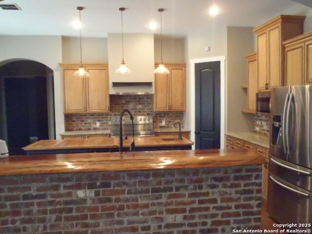 25511 Singing Rain, San Antonio, TX 78260