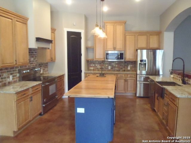 25511 Singing Rain, San Antonio, TX 78260