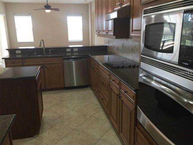 5570 ROCK DOVE DRIVE, Sarasota, FL 34241