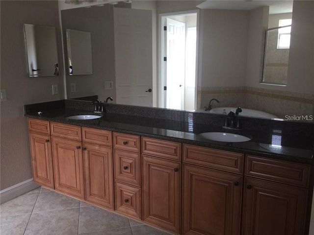 5570 ROCK DOVE DRIVE, Sarasota, FL 34241