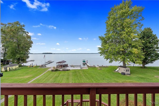 7179 Lakeshore Road, Cicero, NY 13039