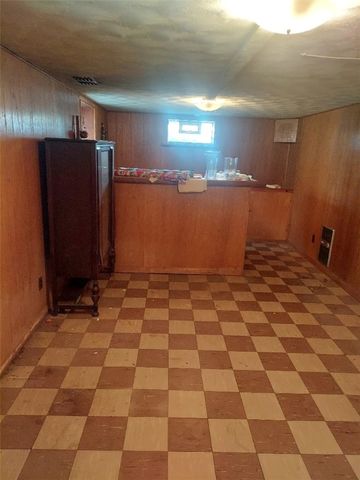 128 north ave, Greece, NY 14626