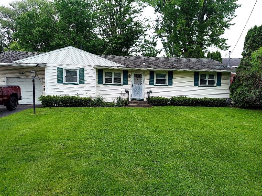 128 north ave, Greece, NY 14626