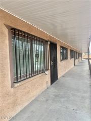 3712 Royal Crest Street 14, Las Vegas, NV 89119