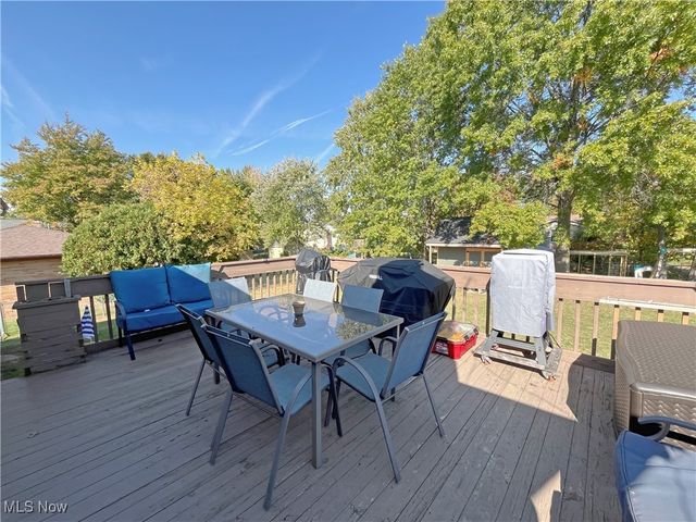 3335 Valley Forge Drive, Brunswick, OH 44212